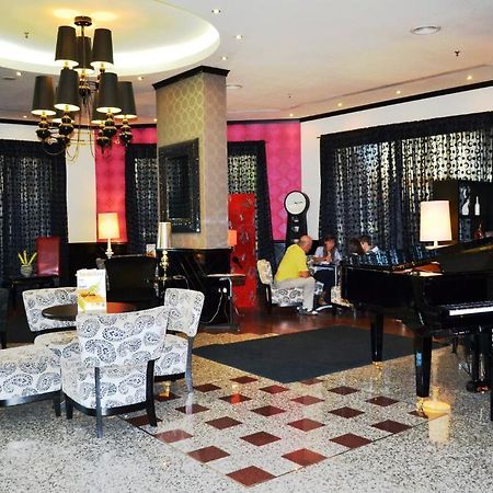 Coral Oriental Dubai Hotel Exterior photo