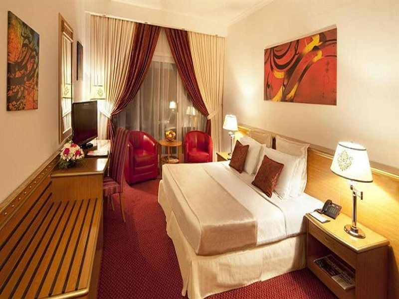 Coral Oriental Dubai Hotel Exterior photo